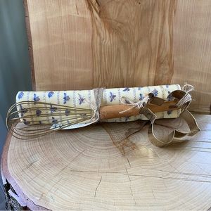 Anthropologie Busy Bee Baking Gift Set Bundle